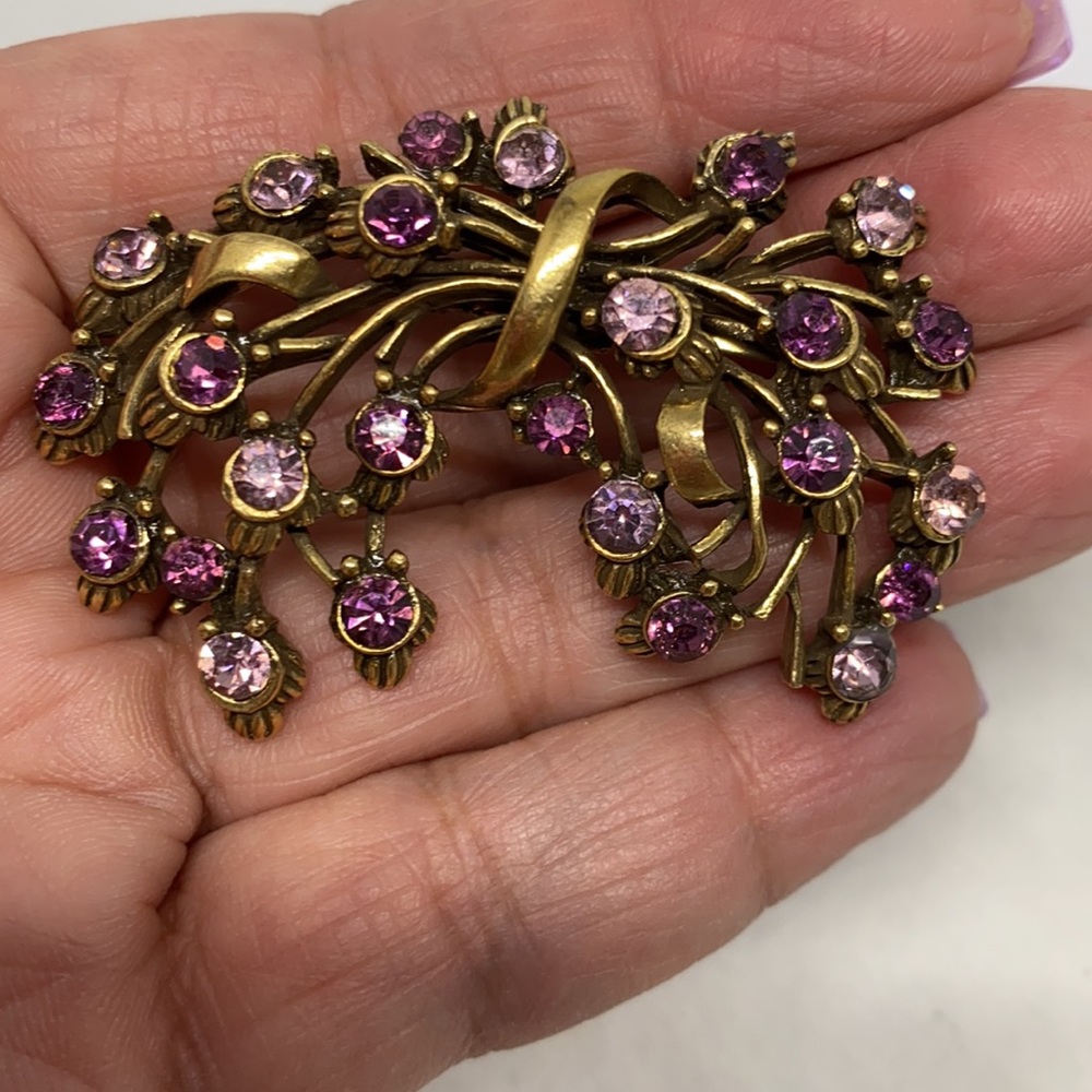 Lovely vintage Coro Pegasus brooch